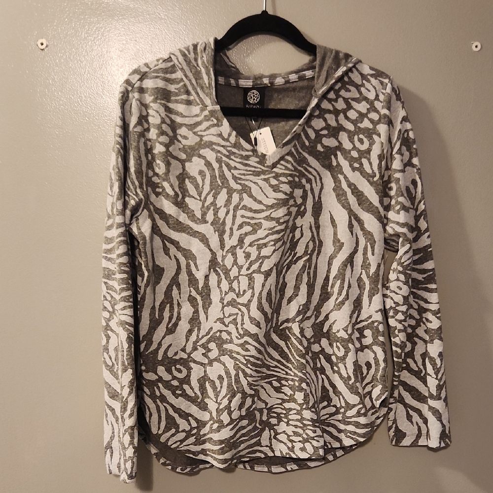 Bobeau Zebra Gray and White Hoodie Sweatshirt